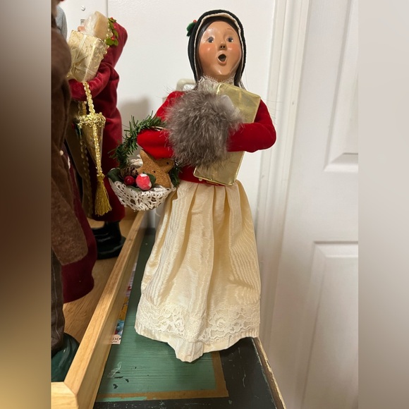 Byers choice set of 3. Two child skaters and one adult female. All in red. - Picture 6 of 7